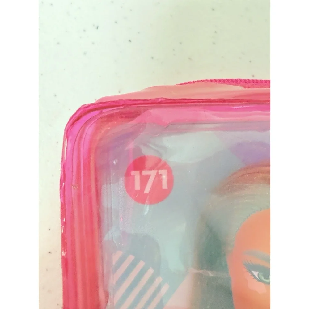 Mattel brunette barbie dot